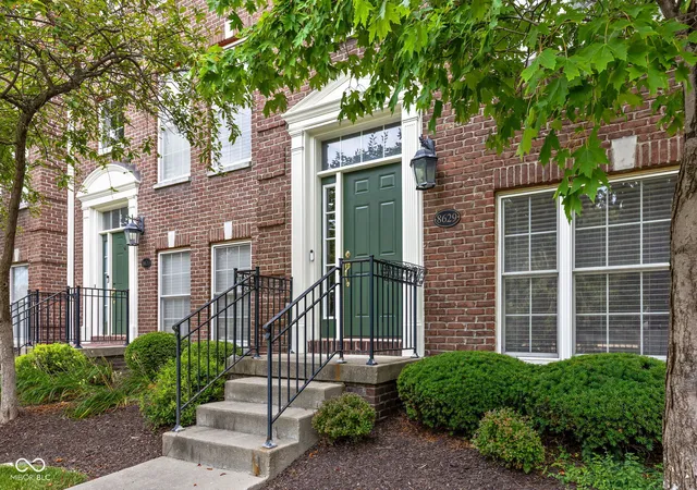 2nd image of 8629 N Meridian St, Indianapolis, IN 46260 | MLS# 22112389