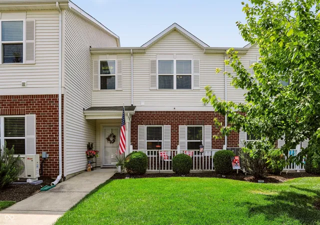 Homes for sale in Fishers, IN | 12135 Scoria Dr #900, Fishers, IN 46038 | MLS# 22112394