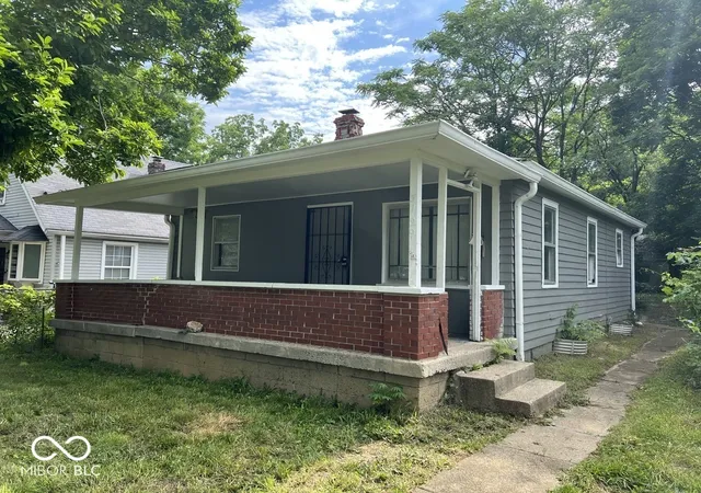 Photo 1 of Single family home for sale at 3129 N Olney St, Indianapolis, IN 46218 | MLS# 22112407 | Listing updated on 2026-09-04