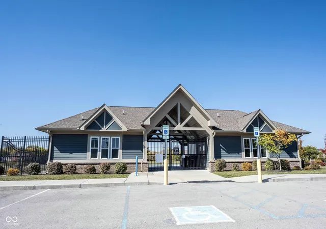72nd image of 10972 Cliffside Dr, Fortville, IN 46040 | MLS# 22112408
