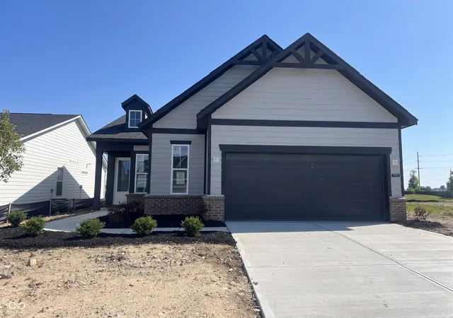 1st image of 12999 Seven Springs Ln, Noblesville, IN 46060 | MLS# 22112420