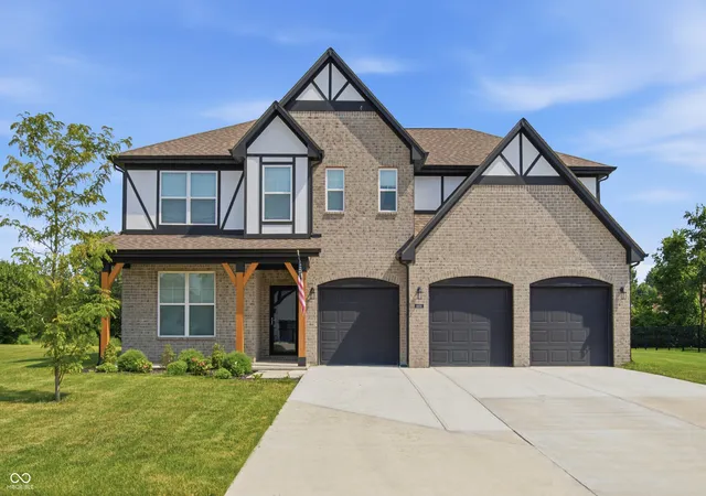 1st image of 6400 Whitecap Ln, Brownsburg, IN 46112 | MLS# 22112445