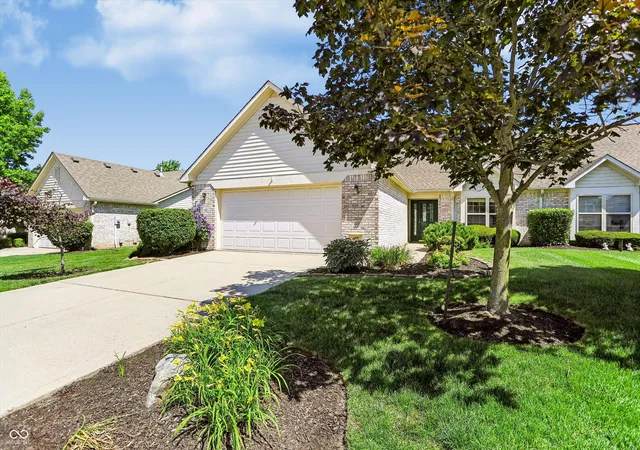 Homes for sale in Greenfield, IN | 1636 Fairfield Cir, Greenfield, IN 46140 | MLS# 22112446