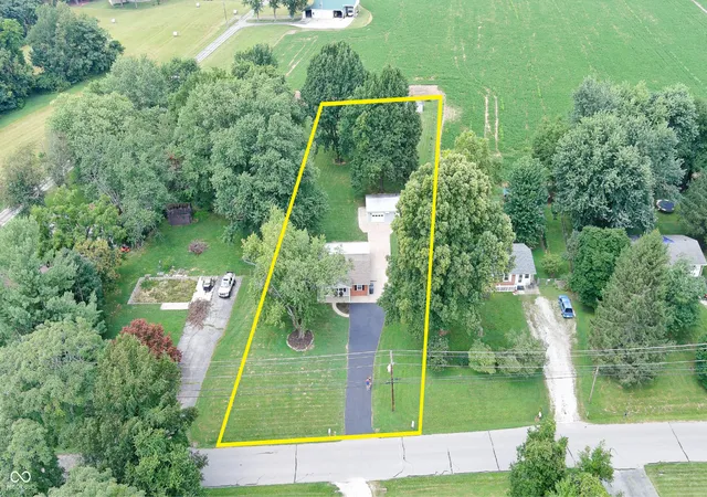 Homes for sale in Madison, IN | 1635 E Telegraph Hill Rd, Madison, IN 47250 | MLS# 22112462