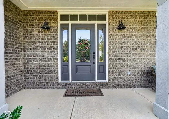 2nd image of 1519 Spring Meadow Ct, Greenfield, IN 46140 | MLS# 22112466