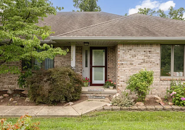 2nd image of 3705 State Rd 252, Martinsville, IN 46151 | MLS# 22112474