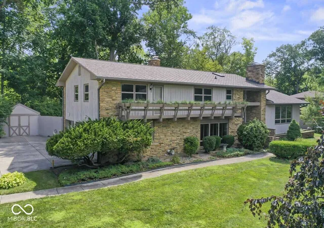 1st image of 6502 Landborough Dr S, Indianapolis, IN 46220 | MLS# 22112504