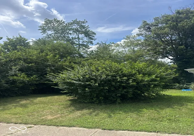 Photo 3 of Sale Pending at 2102 Brookside Ave, Indianapolis, IN 46218 | MLS# 22112511 | Listing updated on 2026-09-17