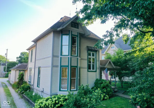 2nd image of 412 W Main St, Crawfordsville, IN 47933 | MLS# 22112516