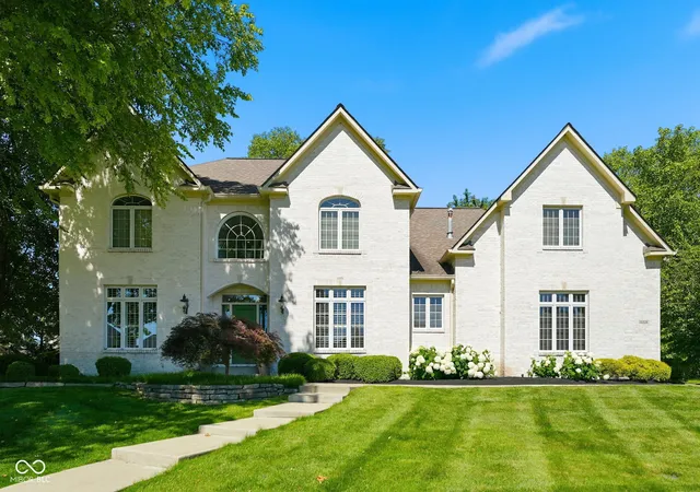 1st image of 13326 Sioux Trl, Carmel, IN 46033 | MLS# 22112523
