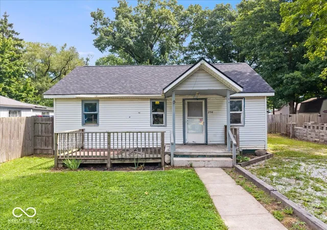 1st image of 204 Tippecanoe Dr, Noblesville, IN 46062 | MLS# 22112528