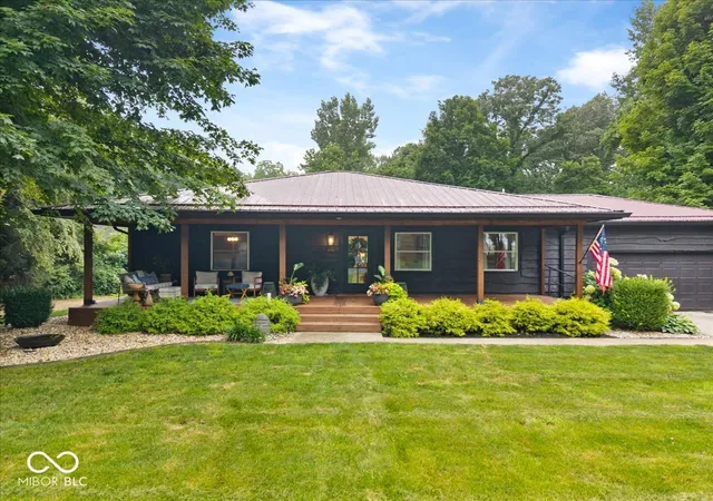Photo 2 of Sale Pending at 1897 N Summer Dr, Crawfordsville, IN 47933 | MLS# 22112533 | Listing updated on 2026-09-19