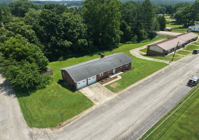 Homes for sale in Brownstown, IN | 201 S Water St, Brownstown, IN 47220 | MLS# 22112537