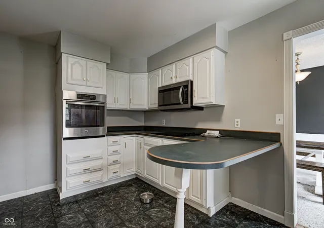 Photo 4 of Single family home for sale at 7641 Burns Dr, Brownsburg, IN 46112 | MLS# 22112542 | Listing updated on 2026-08-19