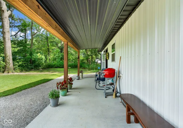 Photo 2 of Sale Pending at 348 N Virgil St, Jasonville, IN 47438 | MLS# 22112557 | Listing updated on 2026-09-04