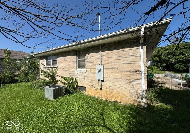 Homes for sale in New Castle, IN | 143 S 9Th St, New Castle, IN 47362 | MLS# 22112564