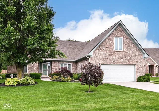 Photo 3 of Sale Pending at 8704 Vintner Ct, Indianapolis, IN 46256 | MLS# 22112572 | Listing updated on 2026-08-19
