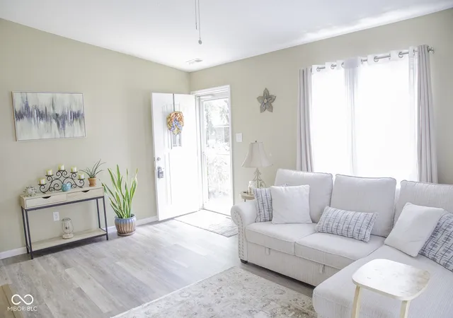 Photo 2 of Condo for sale at 2822 Country Ests Dr, Indianapolis, IN 46227 | MLS# 22112589 | Listing updated on 2026-09-11