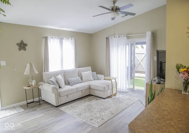Photo 3 of Condo for sale at 2822 Country Ests Dr, Indianapolis, IN 46227 | MLS# 22112589 | Listing updated on 2026-09-11