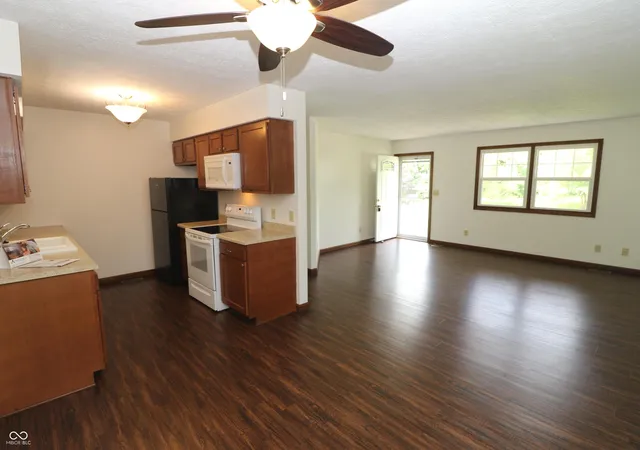 5th image of 205 S Jackson St, Waveland, IN 47989 | MLS# 22112593