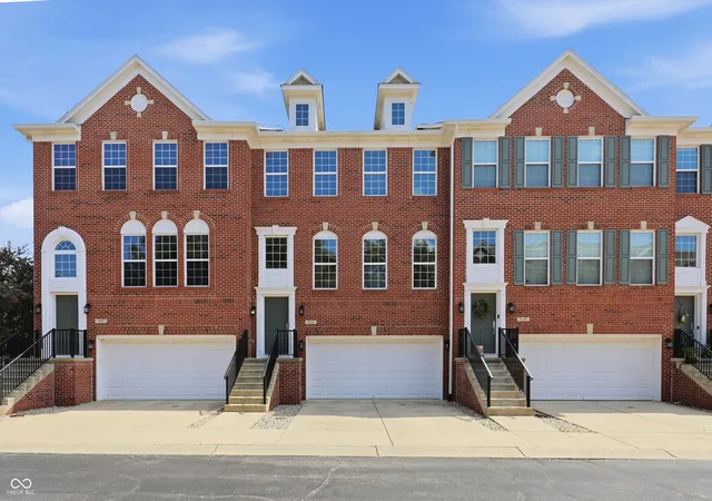 1st image of 835 Ivy Ln, Carmel, IN 46032 | MLS# 22112606