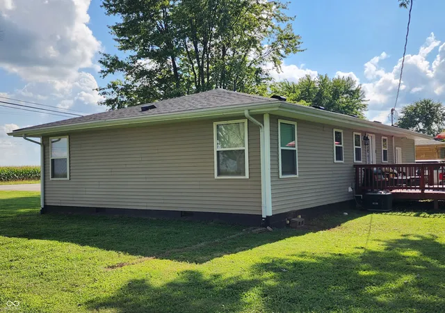Photo 3 of Sale Pending at 5080 E US Hwy 50, Seymour, IN 47274 | MLS# 22112621 | Listing updated on 2026-09-23