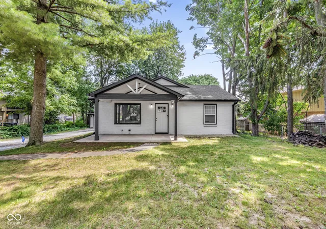 Photo 1 of Single family home for sale at 5001 W 59th Street, Indianapolis, IN 46254 | MLS# 22112624 | Listing updated on 2026-08-07