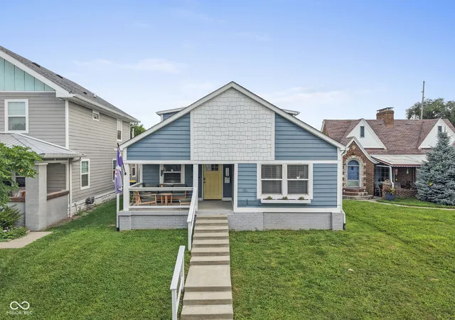 Photo 3 of Single family home for sale at 736 Lincoln St, Indianapolis, IN 46203 | MLS# 22112625 | Listing updated on 2026-09-11