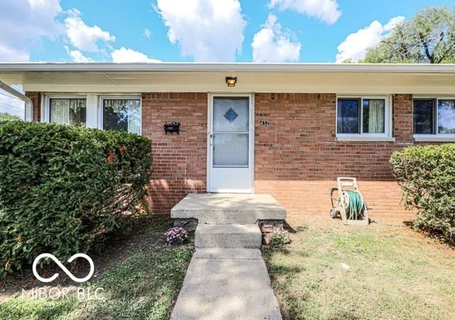 5th image of 432 W Park Dr, Edinburgh, IN 46124 | MLS# 22112642