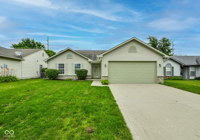 Homes for sale in Fishers, IN | 12997 Wingstem Ct, Fishers, IN 46038 | MLS# 22112668