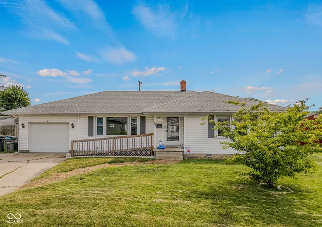 Homes for sale in Seymour, IN | 181 W Harrison Dr, Seymour, IN 47274 | MLS# 22112682