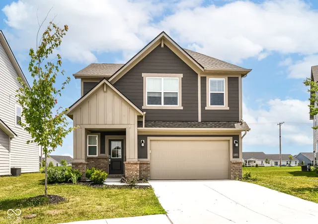 Homes for sale in Whitestown, IN | 2171 Cooper Run Ln, Whitestown, IN 46075 | MLS# 22112705
