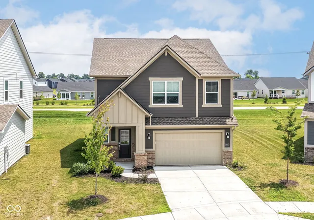 Homes for sale in Whitestown, IN | 2171 Cooper Run Ln, Whitestown, IN 46075 | MLS# 22112705