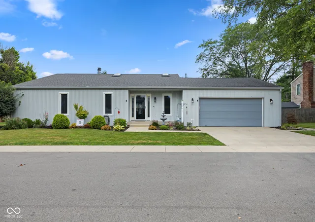 3rd image of 1050 Rocky Ford Rd, Columbus, IN 47203 | MLS# 22112708