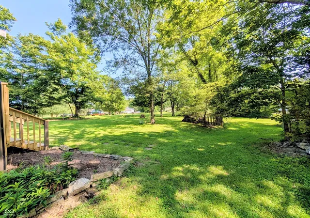 Photo 3 of Single family home for sale at 18402 E Redbud Ct, Hope, IN 47246 | MLS# 22112716 | Listing updated on 2026-09-30