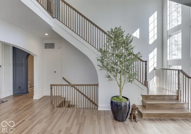 Photo 3 of Single family home for sale at 3664 Cherwell Dr, Zionsville, IN 46077 | MLS# 22112728 | Listing updated on 2026-10-01