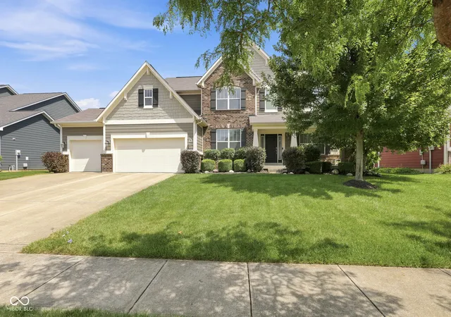3rd image of 11122 Woodpark Dr, Noblesville, IN 46060 | MLS# 22112734