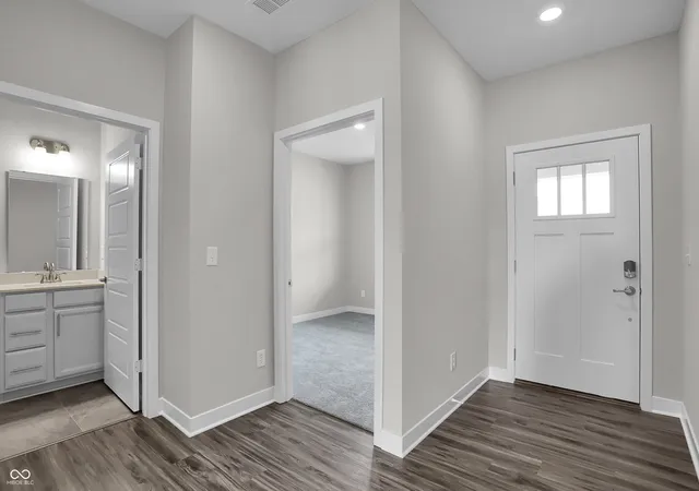 3rd image of 5302 Foxley Park Ln, Avon, IN 46123 | MLS# 22112741