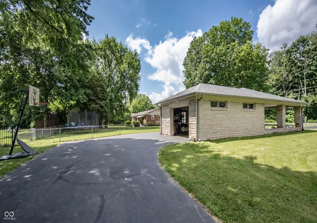 3rd image of 9895 Haverstick Rd, Carmel, IN 46280 | MLS# 22112746