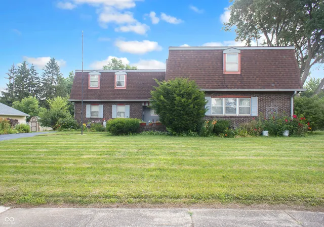 Photo 2 of Single family home for sale at 5455 Leone Dr, Indianapolis, IN 46226 | MLS# 22112752 | Listing updated on 2026-09-25