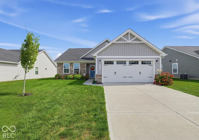 Photo 3 of Single family home for sale at 1765 River Birch, Greenfield, IN 46140 | MLS# 22112768 | Listing updated on 2026-09-29
