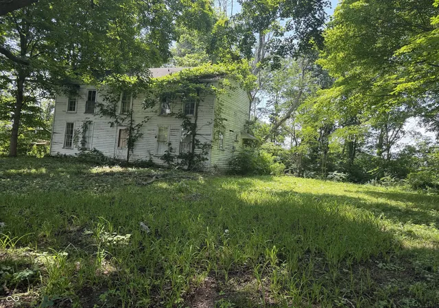2nd image of 4411 W Jackson St, Frankfort, IN 46041 | MLS# 22112774