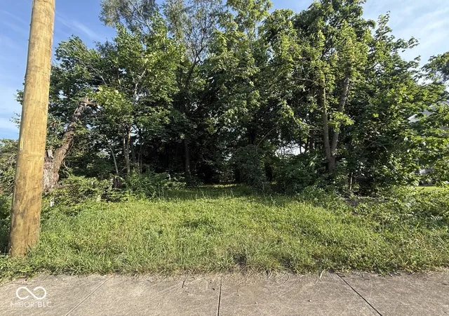 Photo 1 of Land for sale at 617 W 28th Street, Indianapolis, IN 46208 | MLS# 22112822 | Listing updated on 2026-08-12