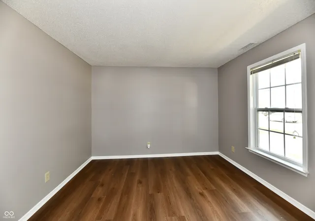 5th image of 1377 Fortner Dr, Indianapolis, IN 46231 | MLS# 22112838