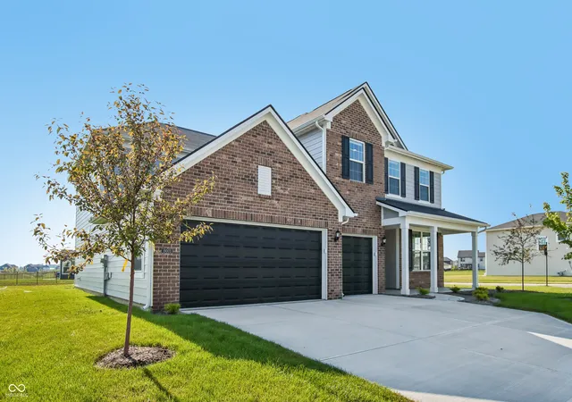 Photo 3 of Single family home for sale at 19003 Seaforth Way, Westfield, IN 46074 | MLS# 22112846 | Listing updated on 2026-09-21