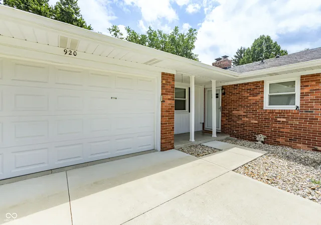4th image of 920 Shellbark Rd, Anderson, IN 46011 | MLS# 22112858