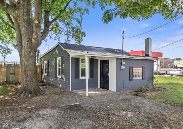 Homes for sale in Daleville, IN | 15025 W 7th St, Daleville, IN 47334 | MLS# 22112872