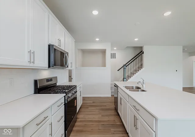 3rd image of 7041 Barrett Dr, Brownsburg, IN 46112 | MLS# 22112874