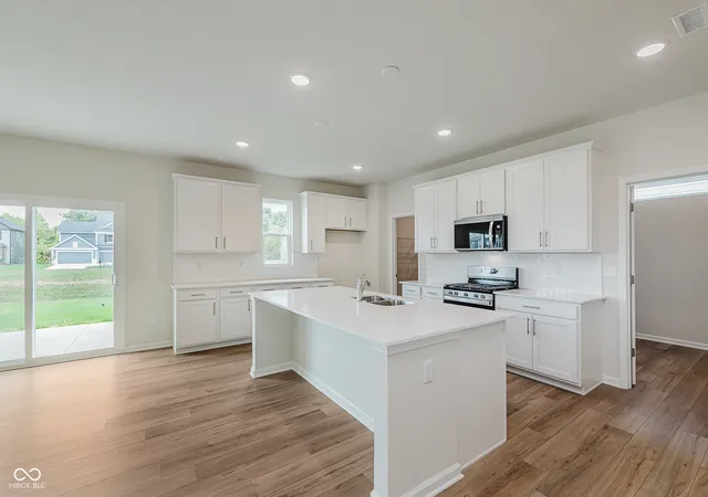 5th image of 7041 Barrett Dr, Brownsburg, IN 46112 | MLS# 22112874