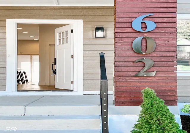 Photo 2 of Sale Pending at 602 N Tacoma Ave, Indianapolis, IN 46201 | MLS# 22112877 | Listing updated on 2026-08-28